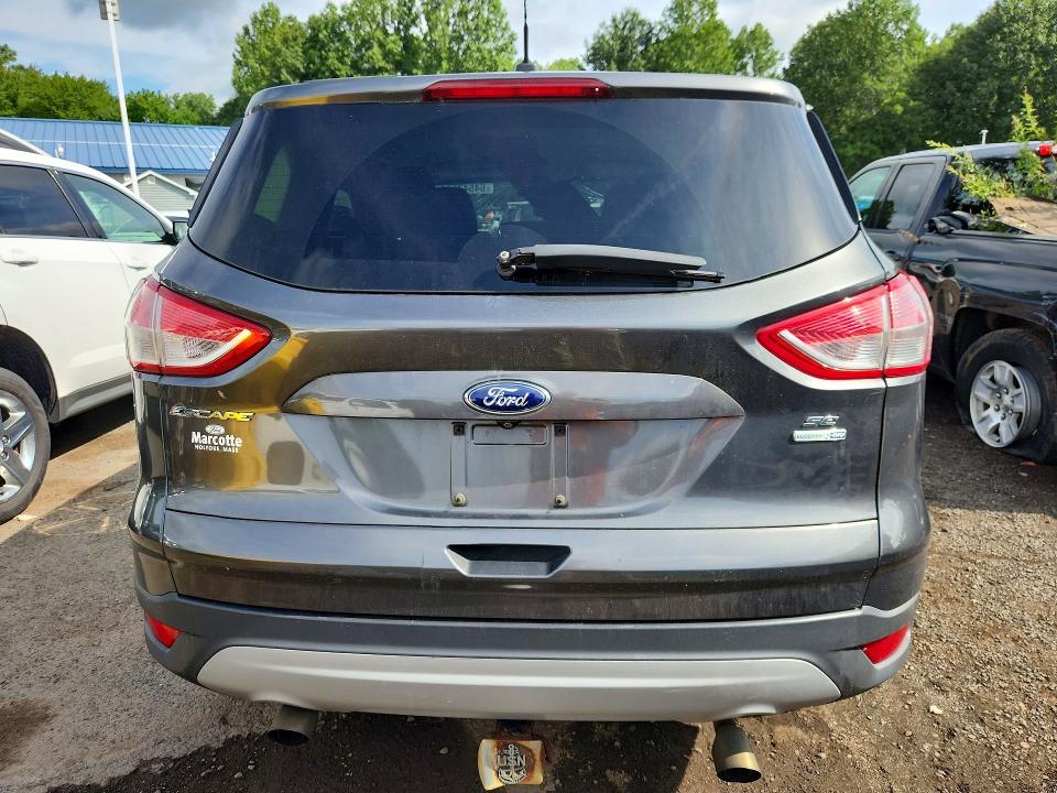 64547576 :رقم المزاد ، 1FMCU9GX6FUA82208 vin ، 2015 Ford Escape مزاد بيع