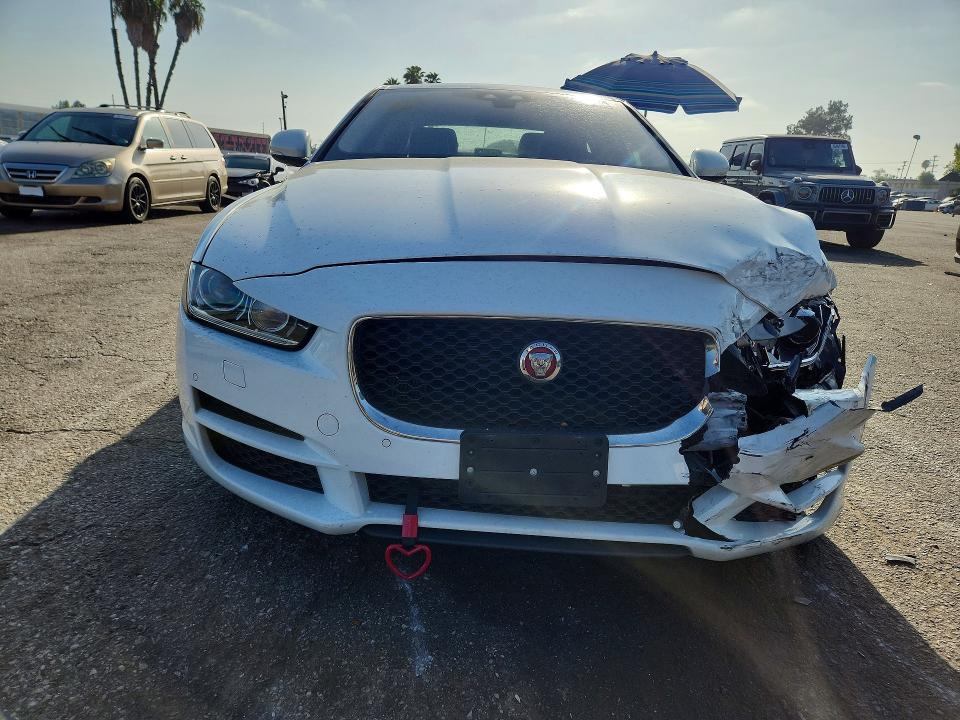 Продаж на аукціоні авто 2017 Jaguar Xe, vin: SAJAD4BG0HA956838, номер лоту: 67108466