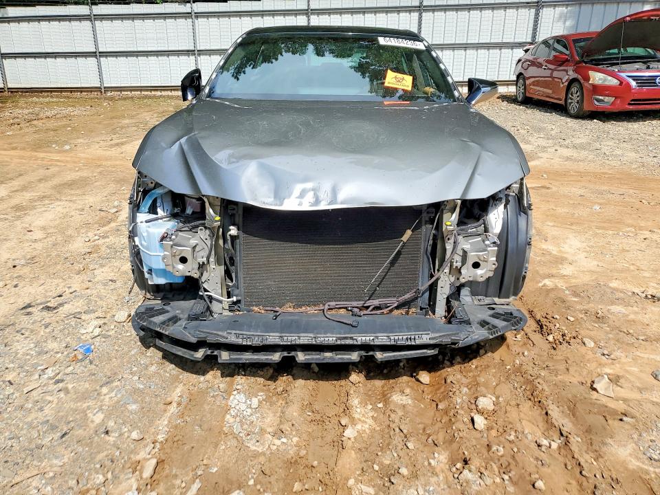 64184236 :رقم المزاد ، 58ABZ1B16KU023292 vin ، 2019 Lexus Es مزاد بيع