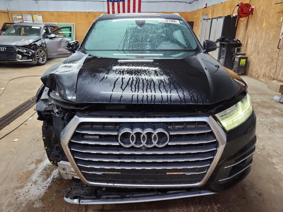 Продаж на аукціоні авто 2017 Audi Q7, vin: WA1LAAF7XHD022834, номер лоту: 63527006