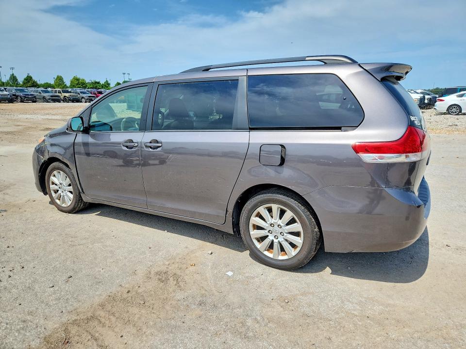 Продажа на аукционе авто 2014 Toyota Sienna, vin: 5TDJK3DC0ES087102, номер лота: 65500656