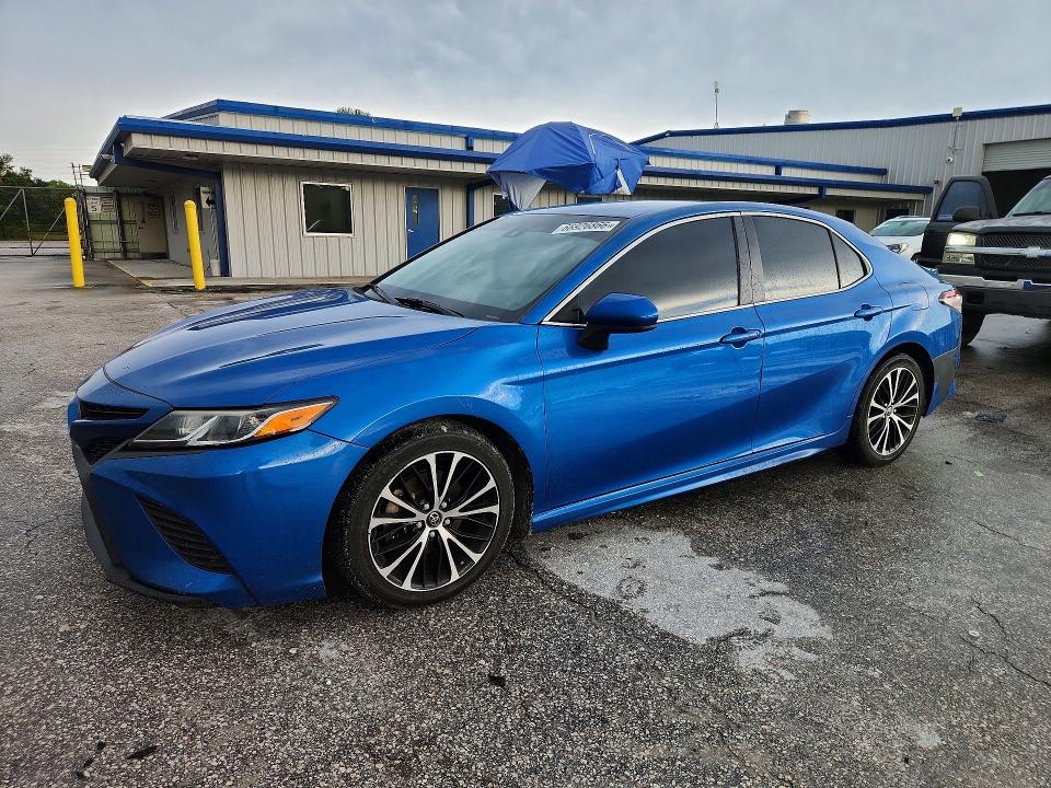 2019 Toyota Camry მანქანა იყიდება აუქციონზე, vin: 4T1B11HK8KU233956, აუქციონის ნომერი: 66926866
