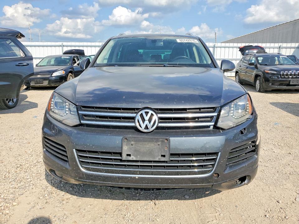 Aukcja sprzedaży 2014 Volkswagen Touareg, vin: WVGEP9BP3ED013157, numer aukcji: 65742916