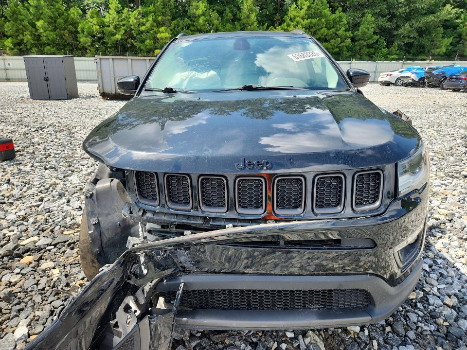63683326 :رقم المزاد ، 3C4NJDCB8KT672742 vin ، 2019 Jeep Compass مزاد بيع