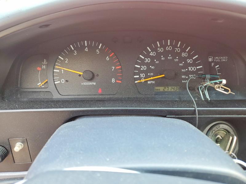 2000 Toyota Tacoma მანქანა იყიდება აუქციონზე, vin: 4TAVL52N7YZ642690, აუქციონის ნომერი: 63676756