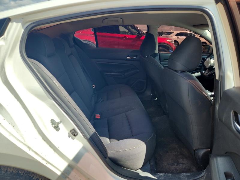 64672706 :رقم المزاد ، 1N4BL4BV9MN380860 vin ، 2021 Nissan Altima مزاد بيع
