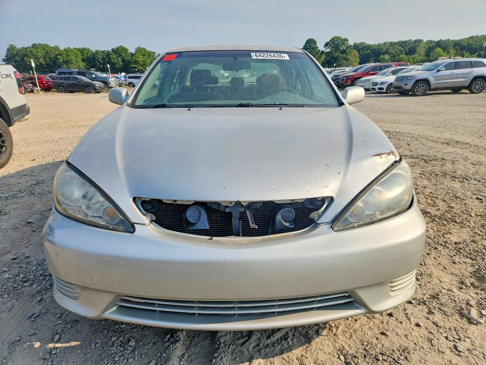 Aukcja sprzedaży 2005 Toyota Camry, vin: 4T1BF32K15U087104, numer aukcji: 64226436