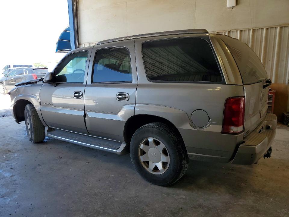 2002 Cadillac Escalade მანქანა იყიდება აუქციონზე, vin: 1GYEK63N12R220492, აუქციონის ნომერი: 64975126