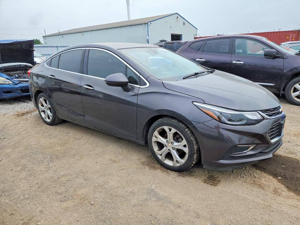 63506926 :رقم المزاد ، 1G1BF5SM1H7167001 vin ، 2017 Chevrolet Cruze مزاد بيع