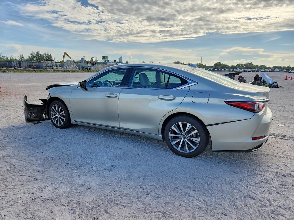 65838826 :رقم المزاد ، 58ADZ1B10MU082981 vin ، 2021 Lexus Es 350 مزاد بيع