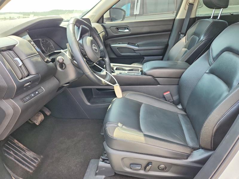 63937856 :رقم المزاد ، 5N1DR3CB1RC225797 vin ، 2024 Nissan Pathfinder مزاد بيع