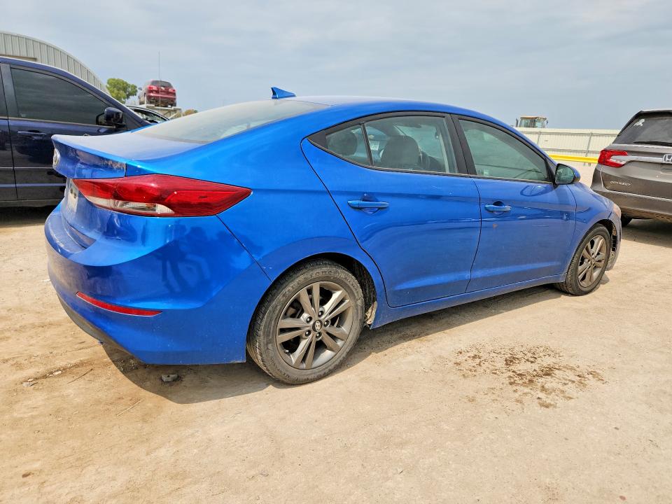 Продажа на аукционе авто 2018 Hyundai Elantra, vin: 5NPD84LF0JH244530, номер лота: 63812636