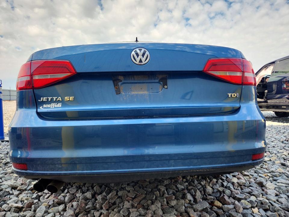 Продаж на аукціоні авто 2015 Volkswagen Jetta, vin: 3VWLA7AJ2FM305707, номер лоту: 66370566