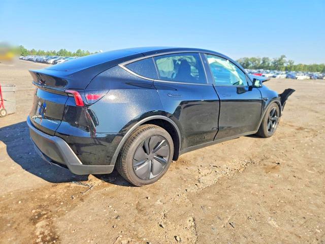 65819146 :رقم المزاد ، 7SAYGDEE1TA705891 vin ، 2026 Tesla Model Y مزاد بيع