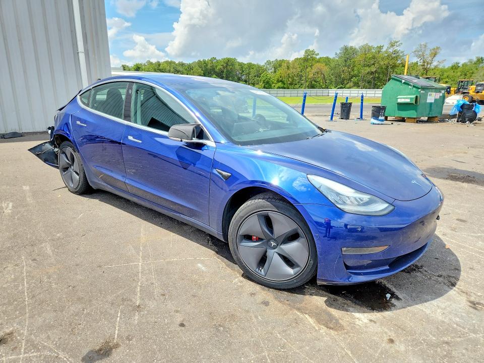 Auction sale of the 2018 Tesla Model 3, vin: 5YJ3E1EB0JF115182, lot number: 64187826