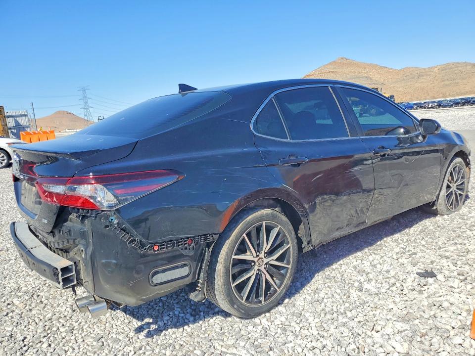 Продаж на аукціоні авто 2022 Toyota Camry, vin: 4T1G11AK1NU499940, номер лоту: 63667736