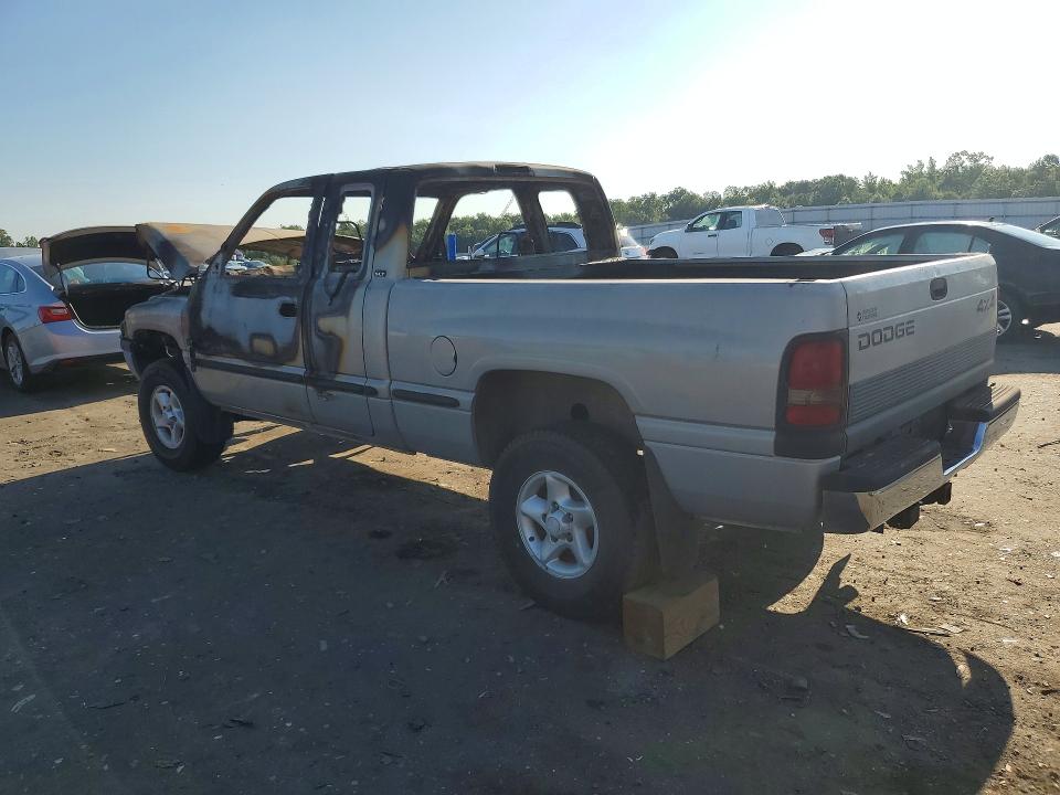 1999 Dodge Ram 1500 მანქანა იყიდება აუქციონზე, vin: 3B7HF13Z3XM590848, აუქციონის ნომერი: 65831776
