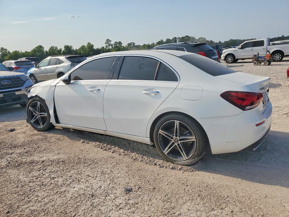 Продажа на аукционе авто 2019 Mercedes-benz A, vin: WDD3G4EBXKW000457, номер лота: 66735996
