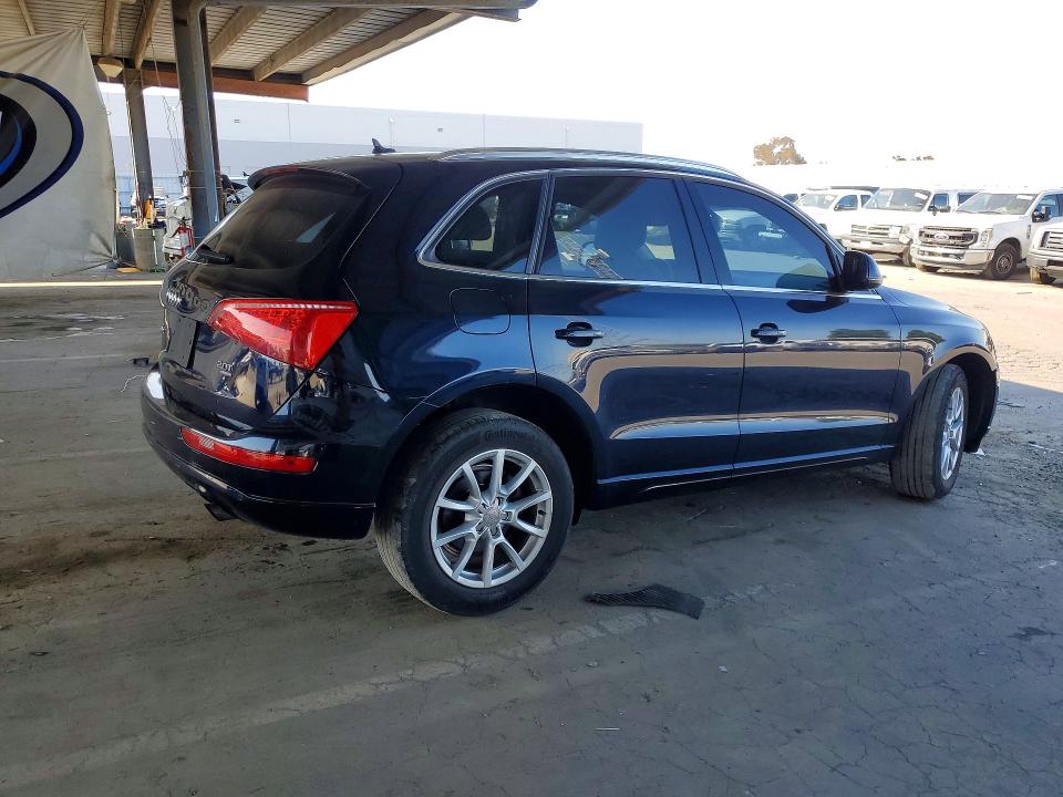 64785396 :رقم المزاد ، WA1LFAFP2BA017962 vin ، 2011 Audi Q5 مزاد بيع