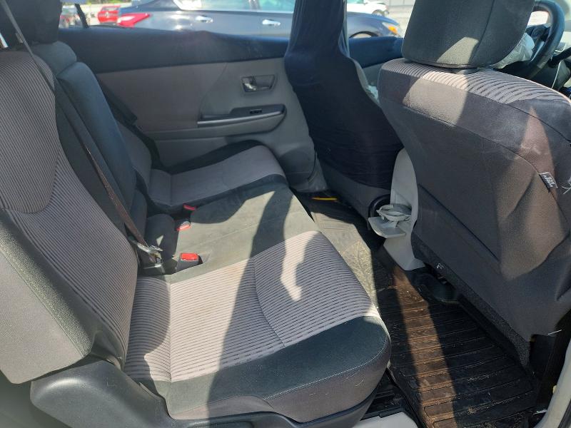 Продаж на аукціоні авто 2017 Toyota Prius V, vin: JTDZN3EU1HJ067363, номер лоту: 65507286