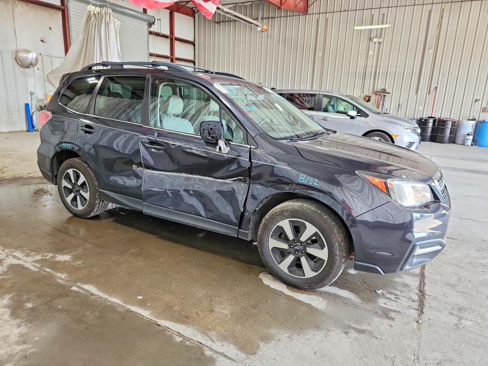 Продажа на аукционе авто 2018 Subaru Forester, vin: JF2SJAJC5JH523569, номер лота: 66597906
