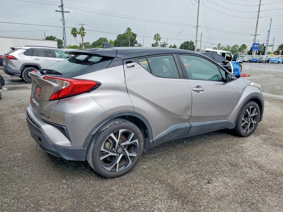 63338816 :رقم المزاد ، NMTKHMBX2KR074019 vin ، 2019 Toyota C-hr مزاد بيع