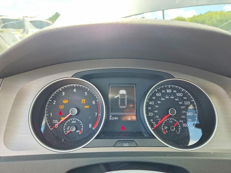 66602996 :رقم المزاد ، 3VW217AU5HM070096 vin ، 2017 Volkswagen Golf مزاد بيع