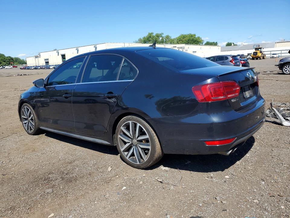 64620126 :رقم المزاد ، 3VW4T7AJXEM215234 vin ، 2014 Volkswagen Jetta مزاد بيع