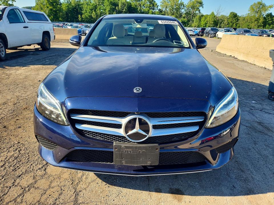 63426946 :رقم المزاد ، 55SWF8EB6KU319374 vin ، 2019 Mercedes-benz C مزاد بيع