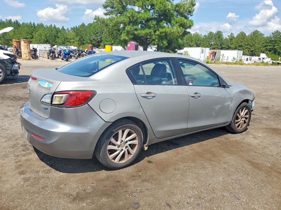 63683276 :رقم المزاد ، JM1BL1W73C1664740 vin ، 2012 Mazda 3 مزاد بيع