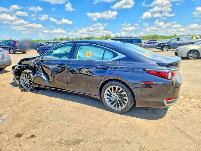 65605146 :رقم المزاد ، 58AEA1C1XSU060350 vin ، 2025 Lexus Es 300h مزاد بيع