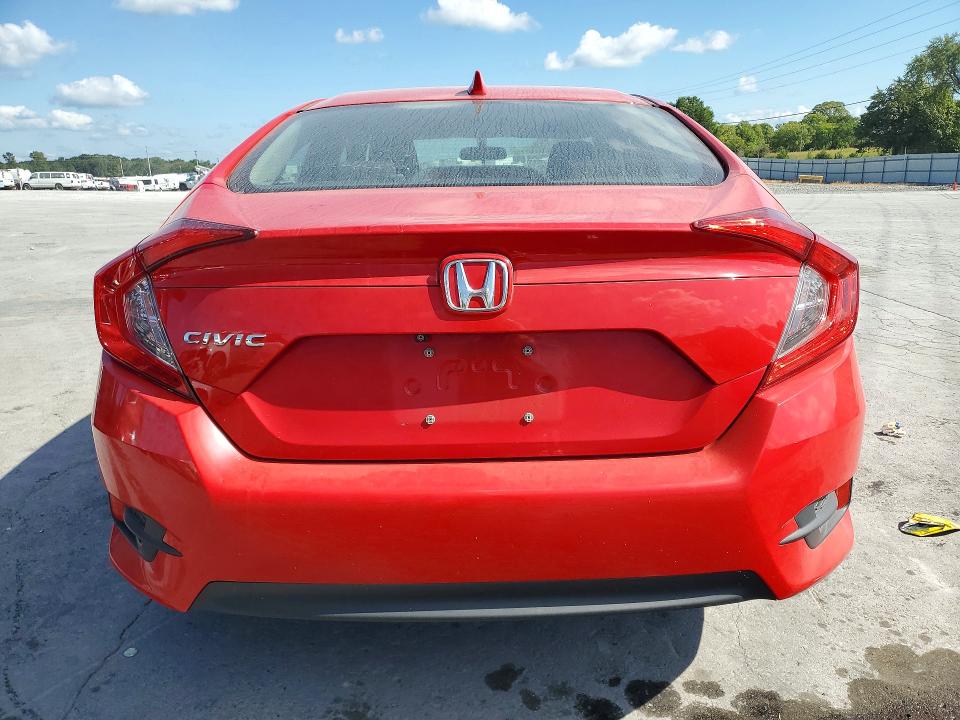 65089796 :رقم المزاد ، 2HGFC2F7XJH572547 vin ، 2018 Honda Civic مزاد بيع