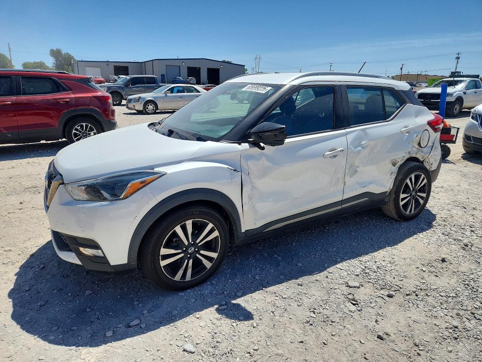 65699226 :رقم المزاد ، 3N1CP5CU2KL559367 vin ، 2019 Nissan Kicks مزاد بيع
