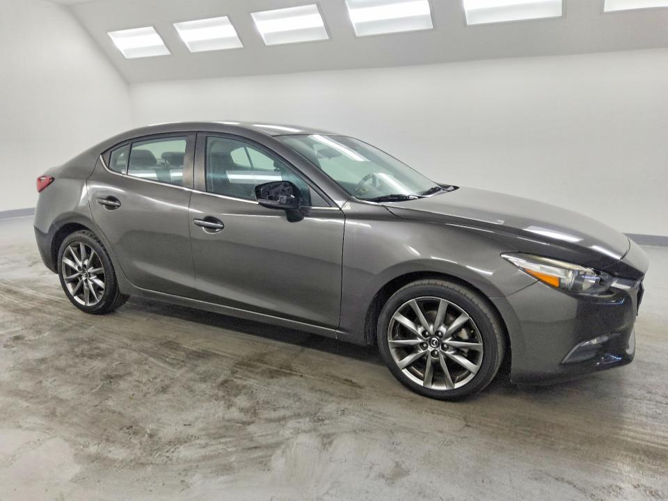 64430316 :رقم المزاد ، 3MZBN1V35JM210432 vin ، 2018 Mazda 3 مزاد بيع