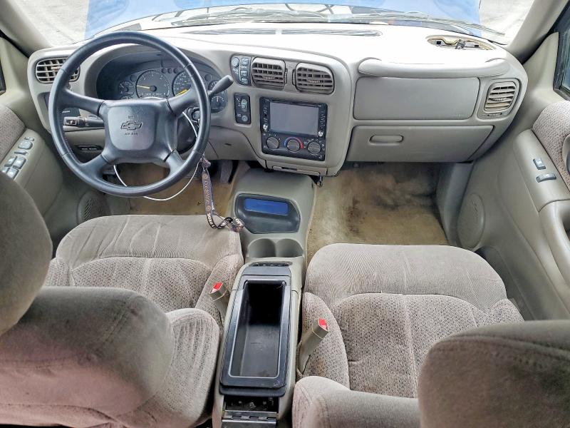 65885926 :رقم المزاد ، 1GNDT13W1Y2387213 vin ، 2000 Chevrolet Blazer مزاد بيع