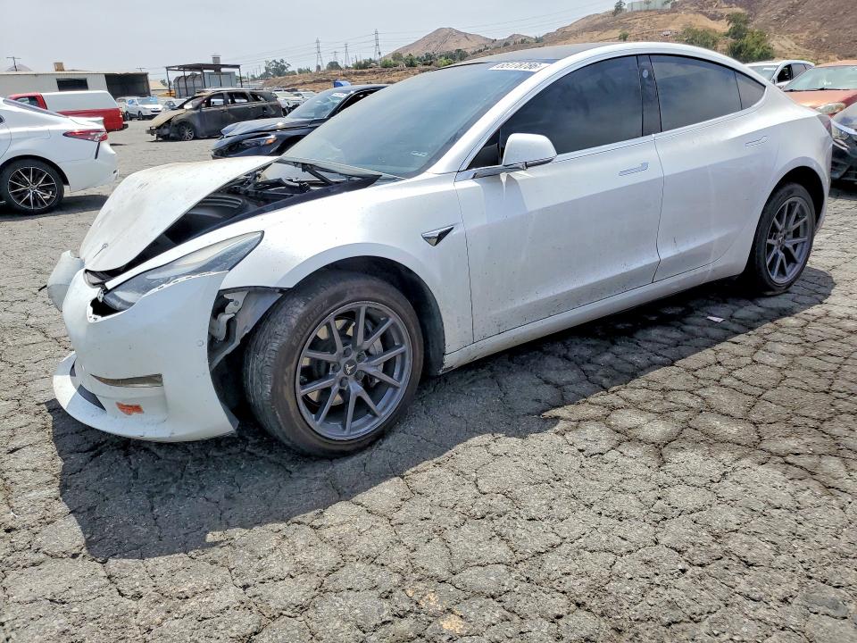 65178786 :رقم المزاد ، 5YJ3E1EA6LF631251 vin ، 2020 Tesla Model 3 مزاد بيع