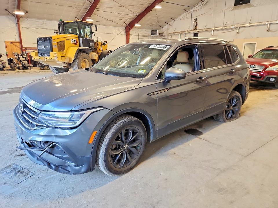 2022 Volkswagen Tiguan მანქანა იყიდება აუქციონზე, vin: 3VV2B7AX4NM005201, აუქციონის ნომერი: 64109886
