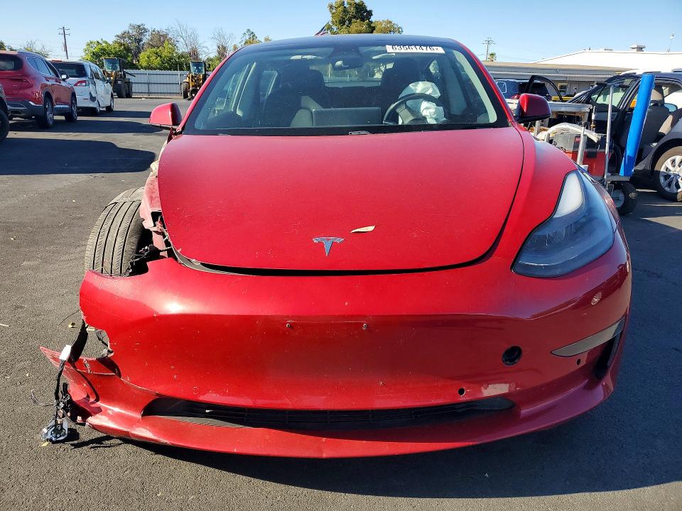 63561476 :رقم المزاد ، 5YJ3E1EA3MF079306 vin ، 2021 Tesla Model 3 مزاد بيع