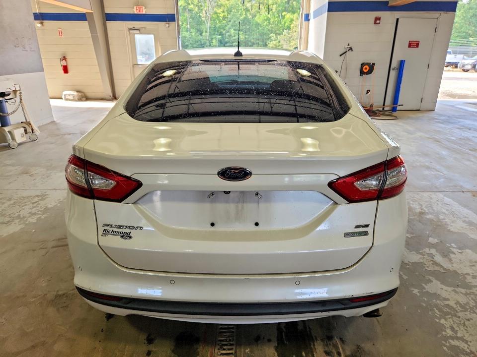 65018466 :رقم المزاد ، 1FA6P0HD1G5113200 vin ، 2016 Ford Fusion مزاد بيع