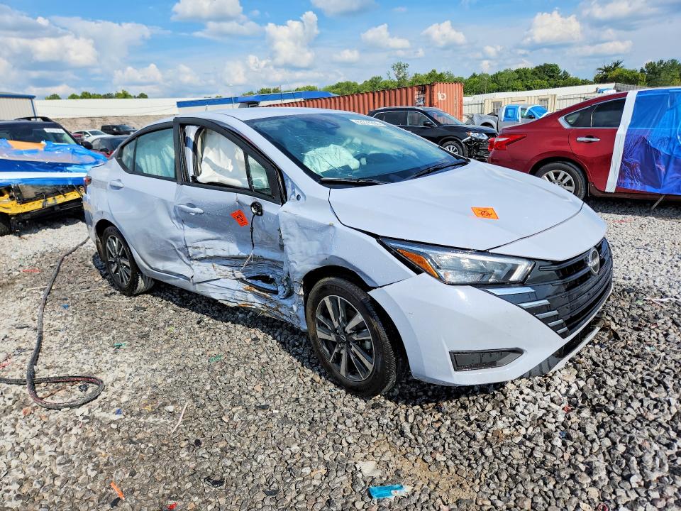 Продажа на аукционе авто 2025 Nissan Versa, vin: 3N1CN8EV4SL882476, номер лота: 63376306