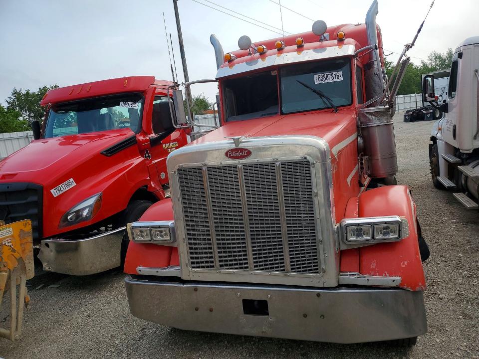 2005 Peterbilt 379 მანქანა იყიდება აუქციონზე, vin: 1XP5DU9X05D849674, აუქციონის ნომერი: 63887816