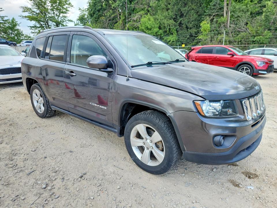 2015 Jeep Compass მანქანა იყიდება აუქციონზე, vin: 1C4NJDEBXFD145021, აუქციონის ნომერი: 63764926