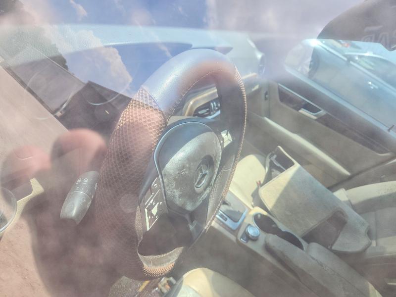 Продажа на аукционе авто 2012 Mercedes-benz C, vin: WDDGF4HB7CR220879, номер лота: 63868296