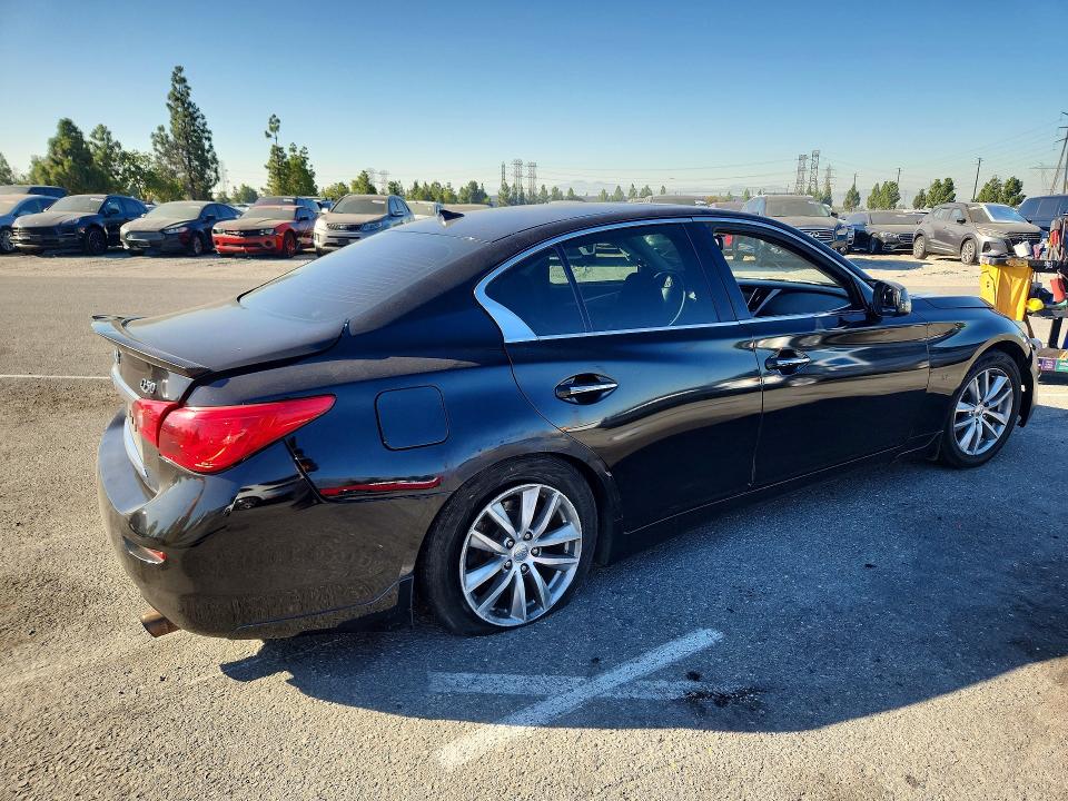 65501916 :رقم المزاد ، JN1BV7AP3FM355215 vin ، 2015 Infiniti Q50 مزاد بيع