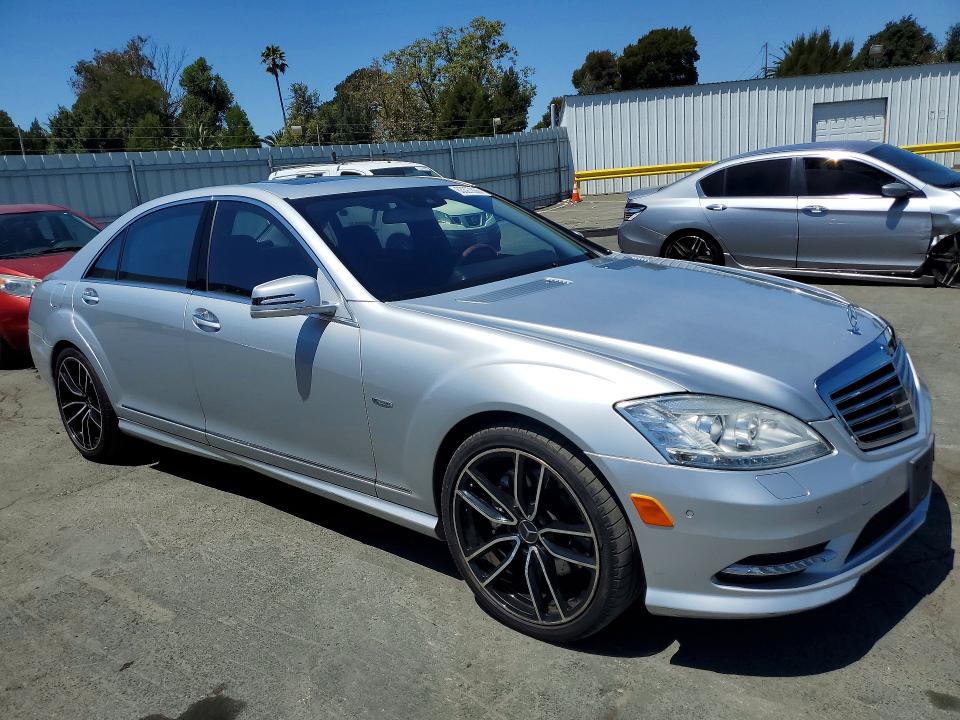 2012 Mercedes-benz S მანქანა იყიდება აუქციონზე, vin: WDDNG7DBXCA437174, აუქციონის ნომერი: 63043046