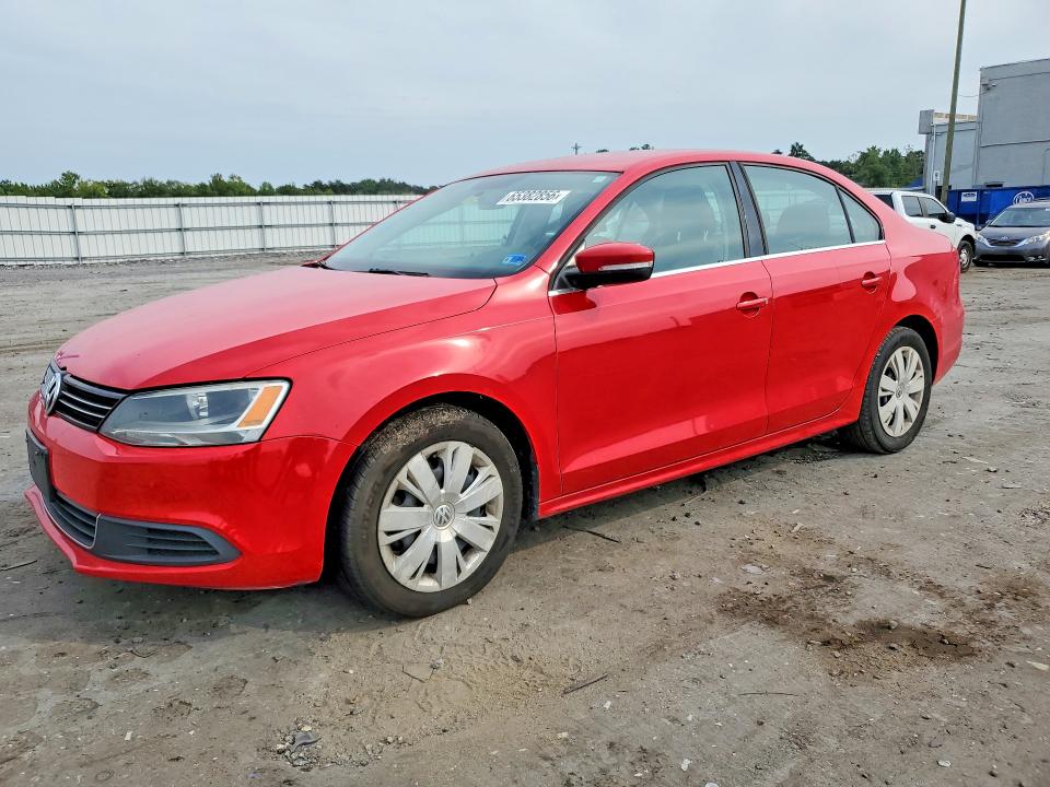 65382856 :رقم المزاد ، 3VWDP7AJ8DM286368 vin ، 2013 Volkswagen Jetta مزاد بيع