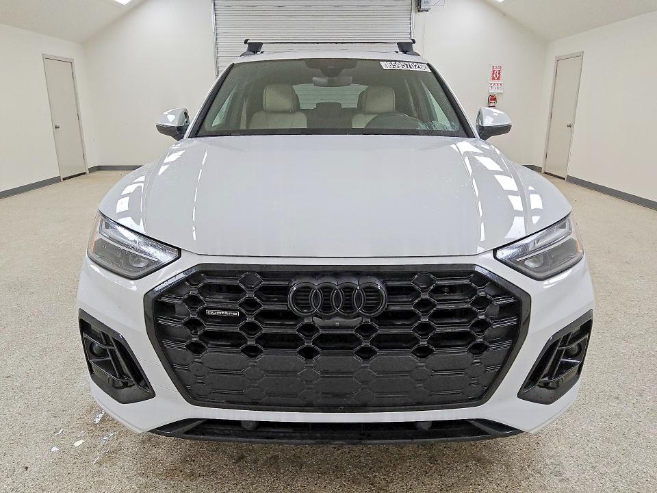 2024 Audi Q5 მანქანა იყიდება აუქციონზე, vin: WA1EAAFYXR2101483, აუქციონის ნომერი: 65957026