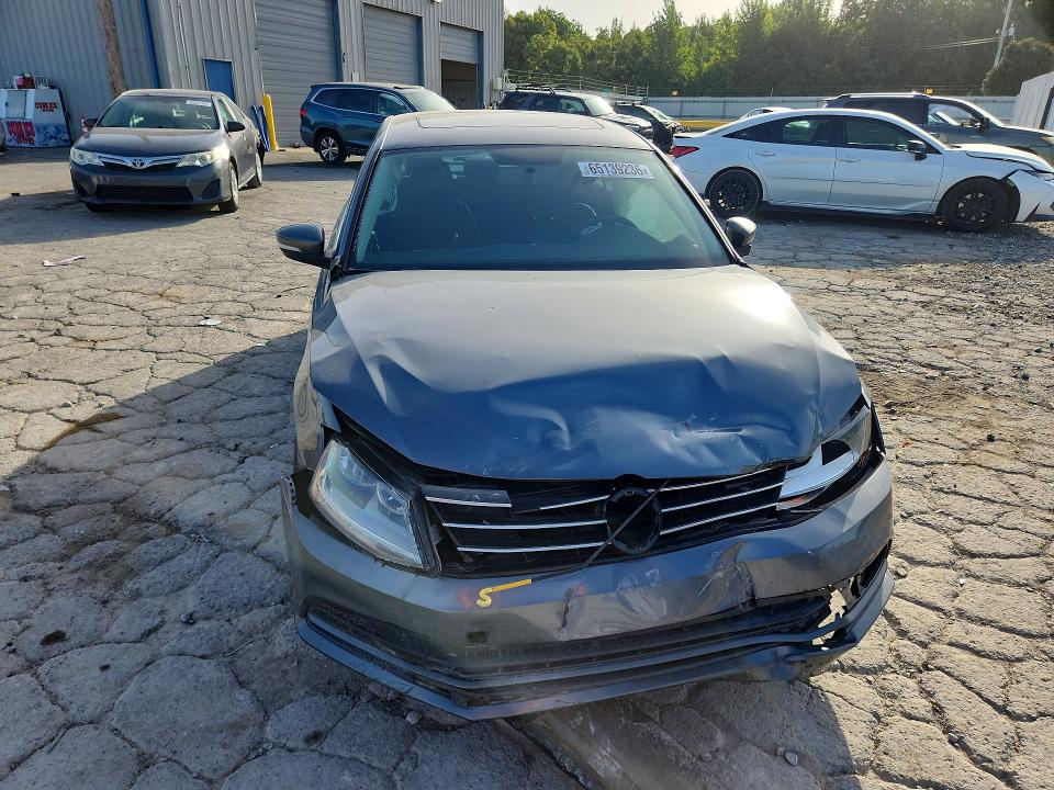 2017 Volkswagen Jetta მანქანა იყიდება აუქციონზე, vin: 3VWDB7AJ0HM201009, აუქციონის ნომერი: 65139236