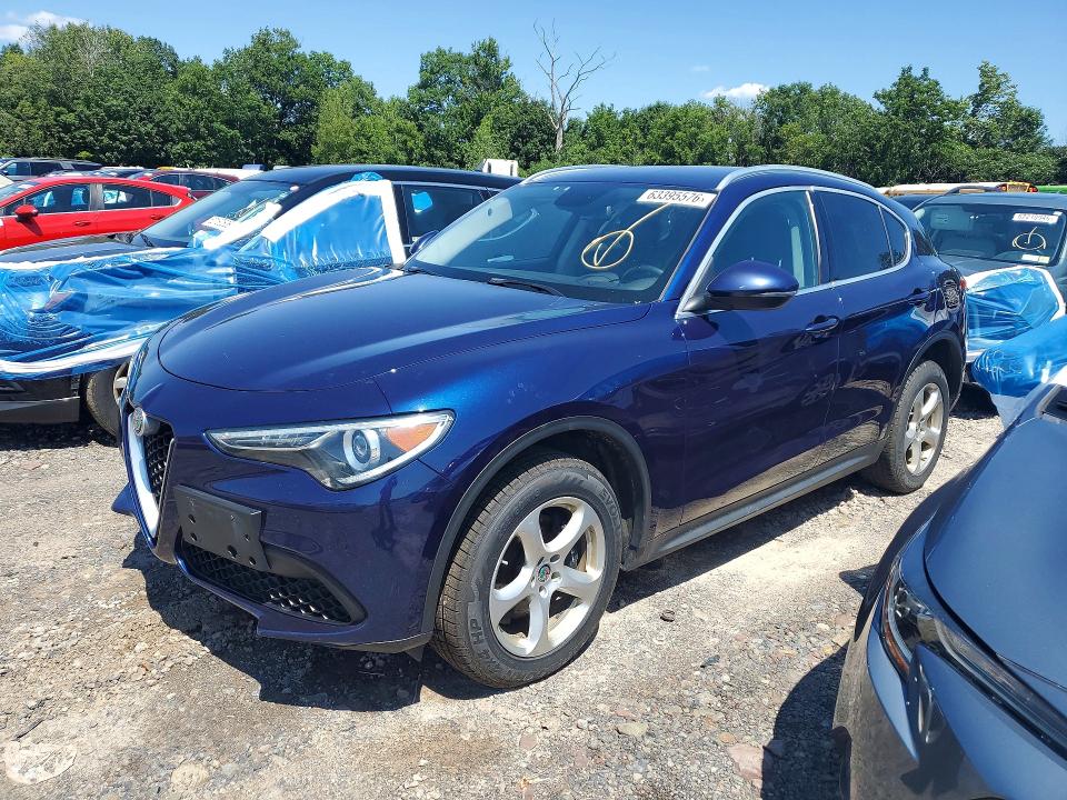 Продаж на аукціоні авто 2018 Alfa Romeo Stelvio, vin: ZASFAKAN6J7B81313, номер лоту: 63395576