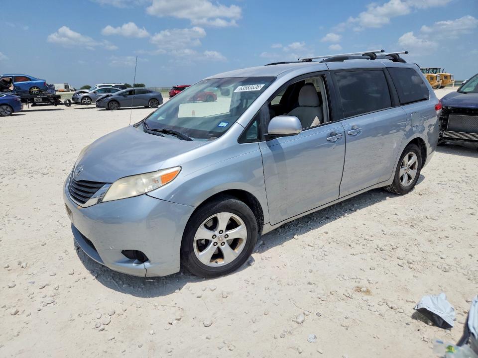 Продажа на аукционе авто 2014 Toyota Sienna, vin: 5TDKK3DCXES508313, номер лота: 63583536